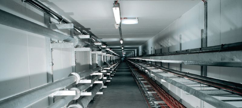 Anclaje acuñado HSA-F HDG Anclaje acuñado de alto rendimiento para cargas estáticas cotidianas sobre hormigón no fisurado (galvanizado en caliente) Aplicaciones 1